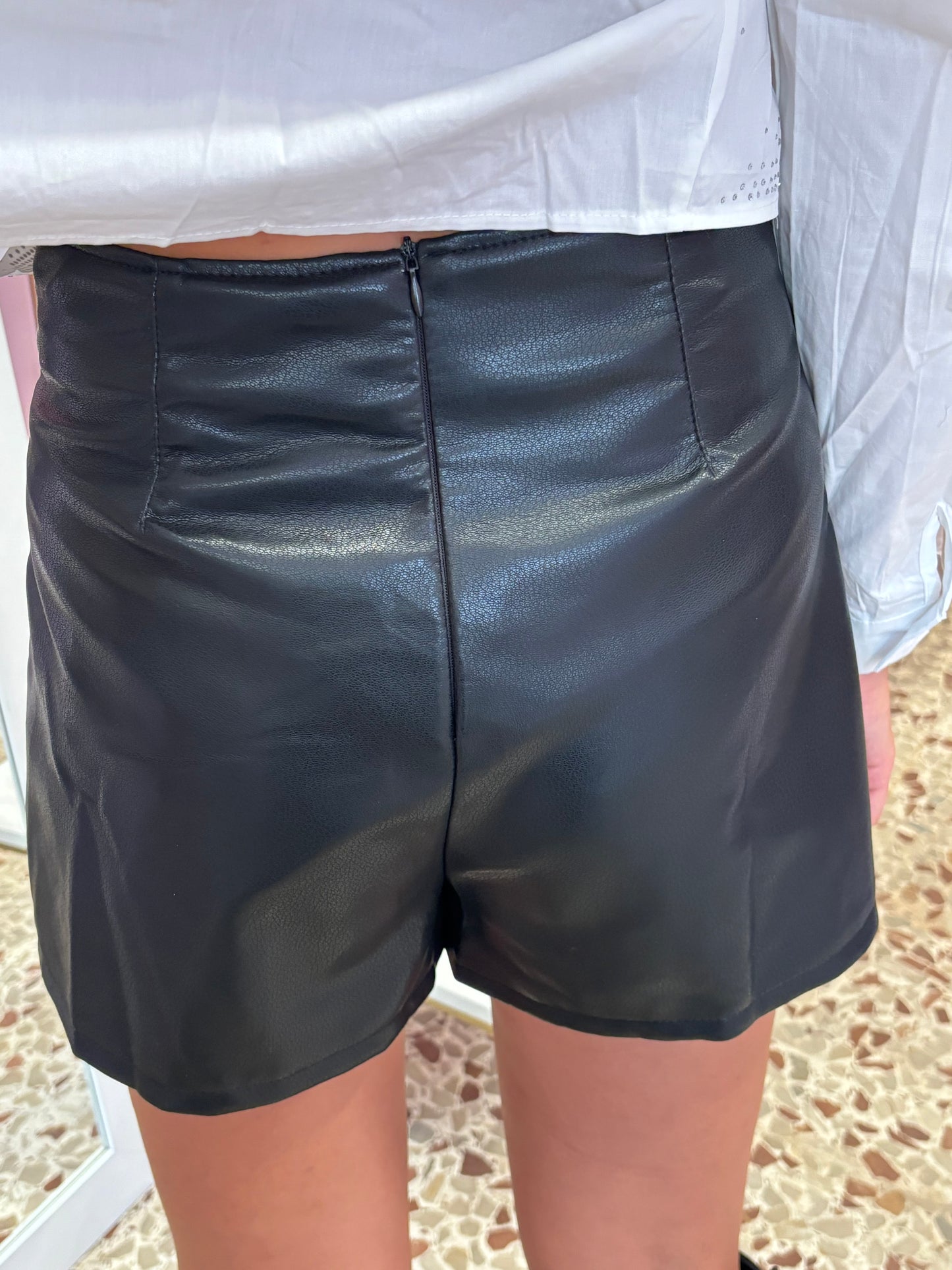 Shorts ecopelle